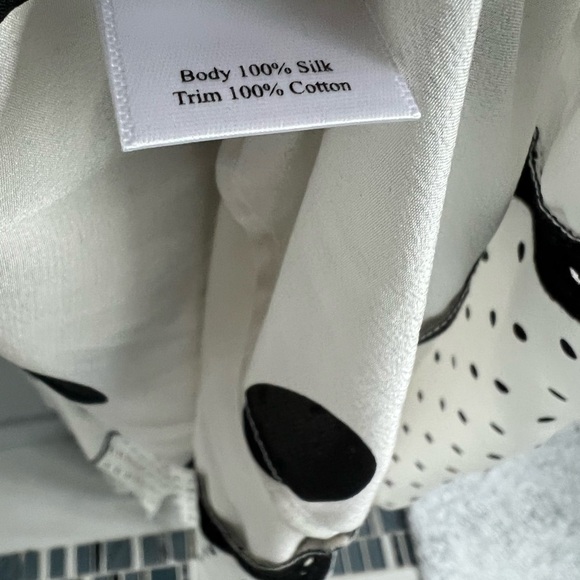 WE ARE LEONE Belted Polka-dot Silk Crepe De Chine Robe In White - Picture 9 of 14